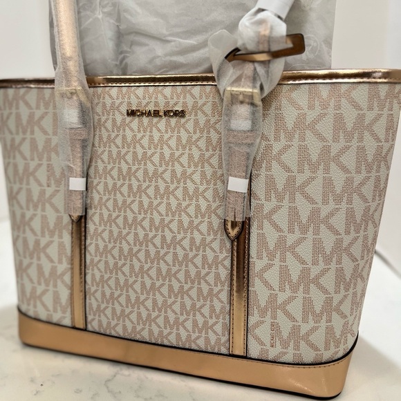 Michael Kors Cream and Gold Signature Tote - Picture 12 of 13